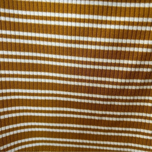 [L] Forever 21 Golden Mustard Yellow & White Striped Long Sleeve Crop Top - Picture 7 of 9